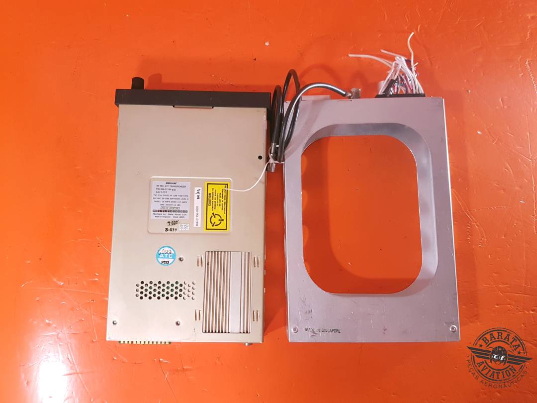 066-01156-0101 Bendix King KT 76C ATC Transponder 14/28 vdc - With Drawer
