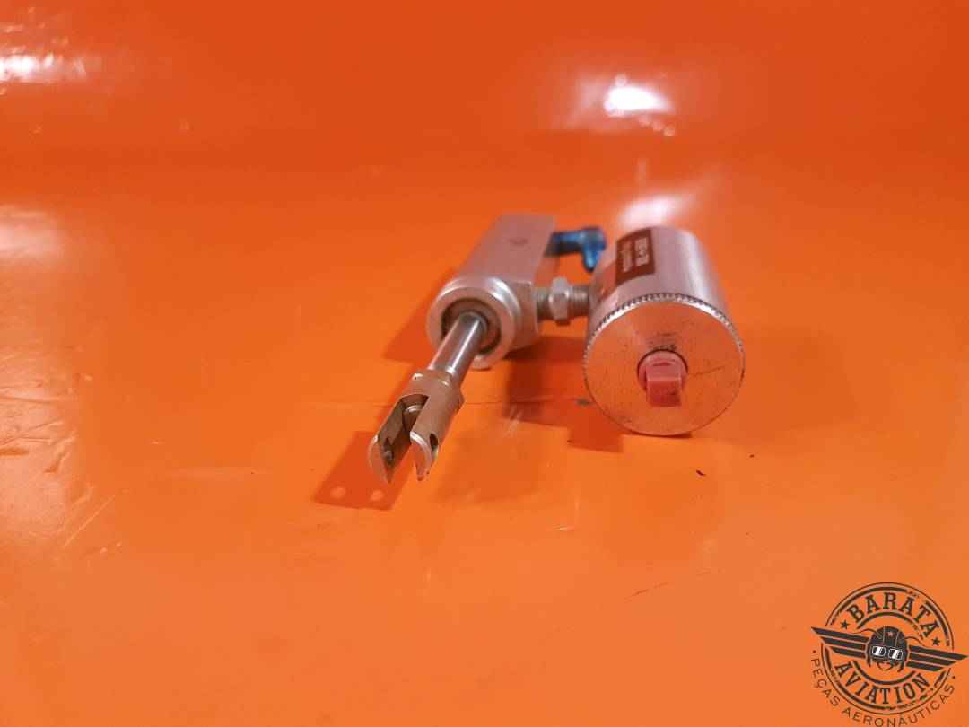 10-54A Cleveland Master Brake Cylinder Assembly