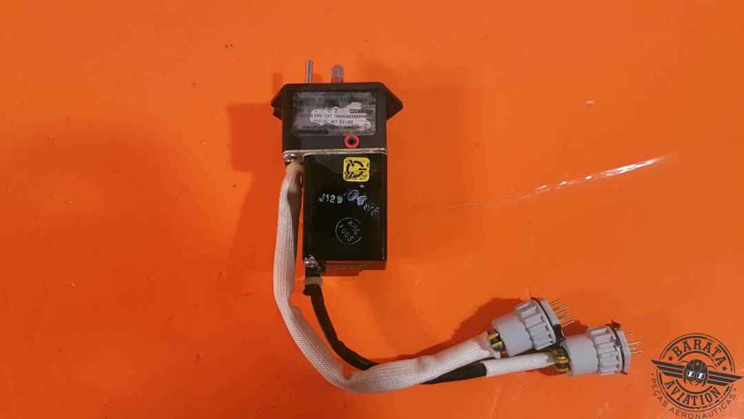 071-1242-06 AlliedSignal KA-51B Slaving Accessory - Caixa externa quebrada