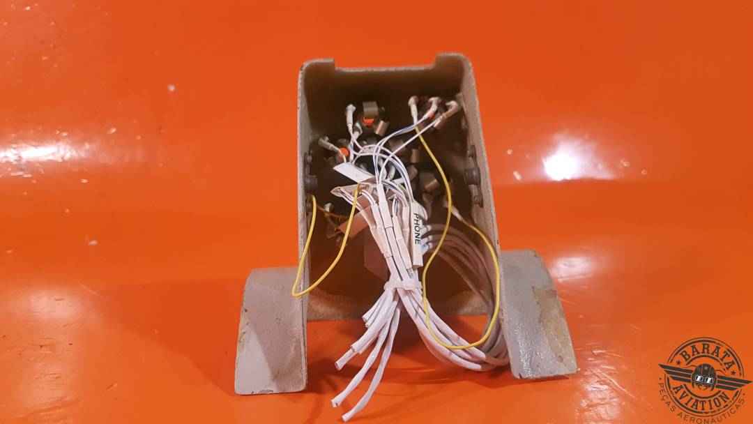 DA4-5313-32-00-NSP Diamond Middle Console Support Assembly