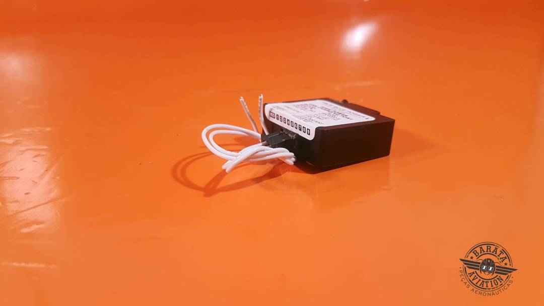 6430202-9 True Blue - TA202 Puerto de carga USB de alta potencia - 10/32 VCC