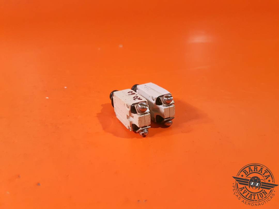SET WITH 2 CIRCUIT BREAKERS P/N 7277-2-2 