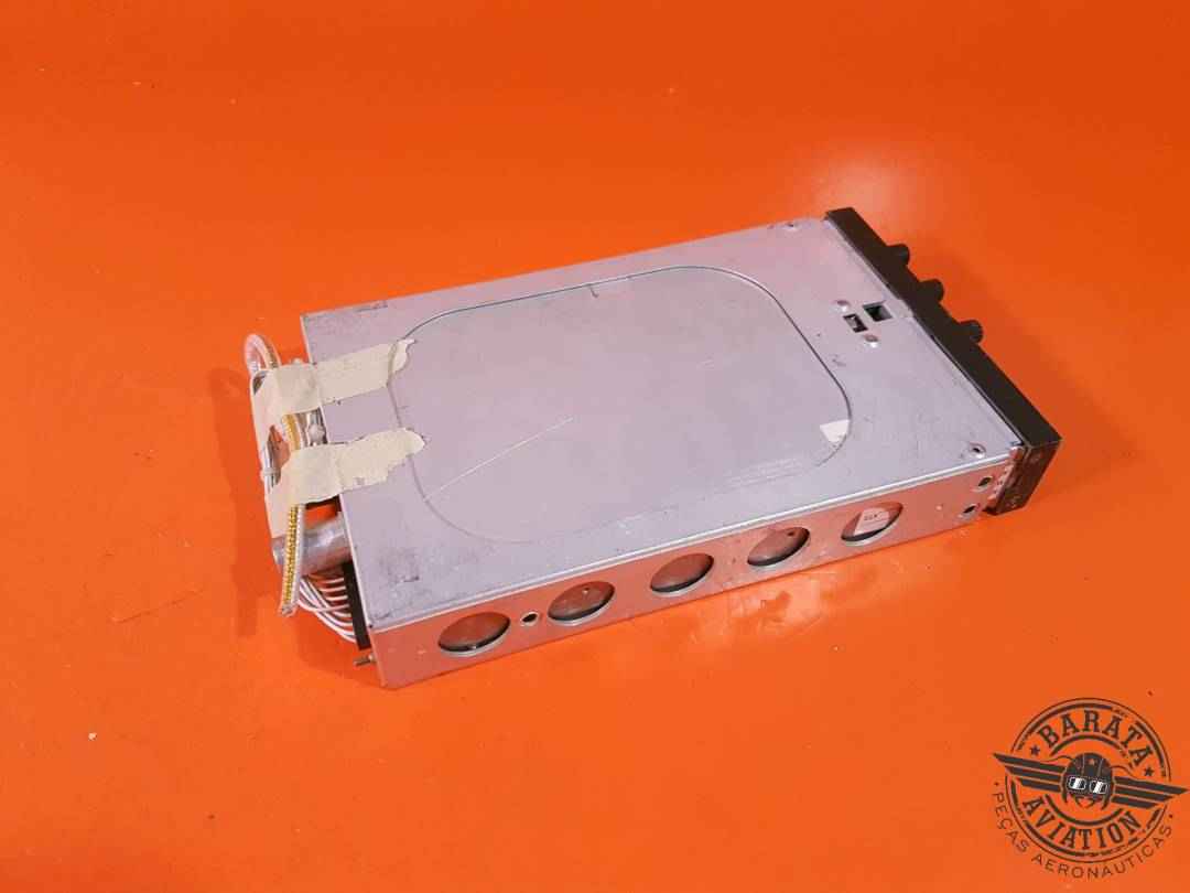066-01141-0101 BENDIX KING KT 70 ATC TRANSPONDER  - Falta um Botão
