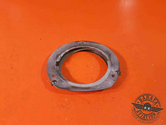 LANDING LIGHT BRACKET INCLUI: P/N 0452015-7 LANDING LIGHT PLATE  P/N: 0452015-6