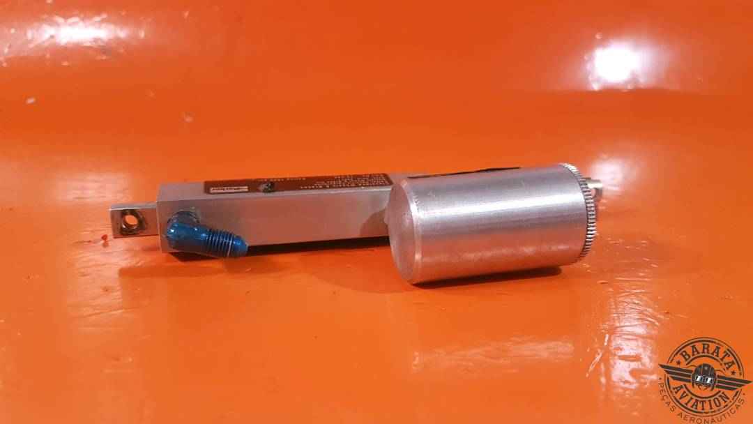 10-54A Cleveland Master Brake Cylinder Assembly