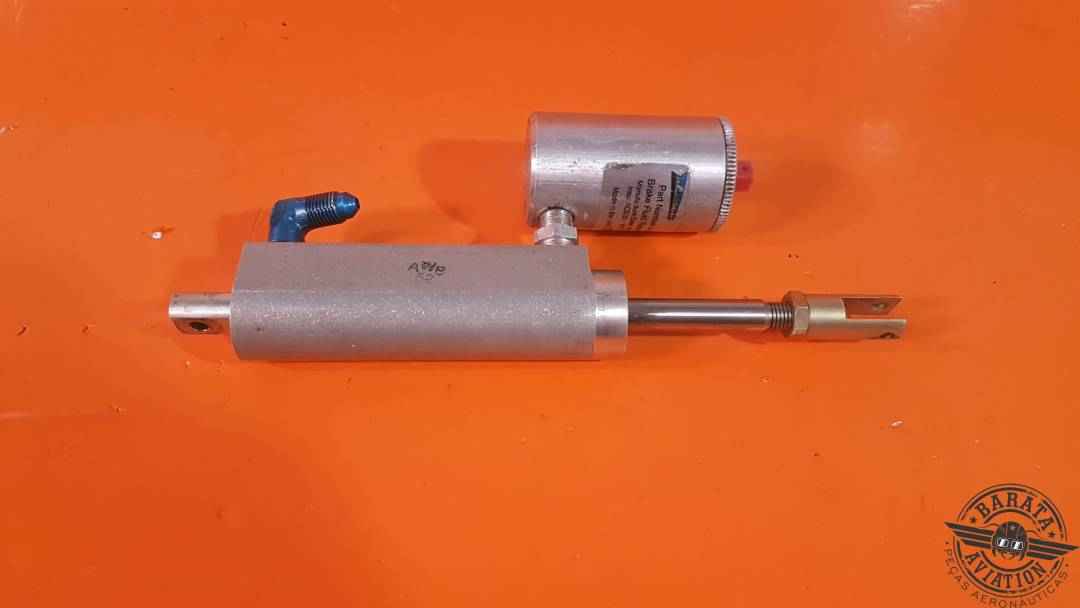 10-54A Cleveland Master Brake Cylinder Assembly