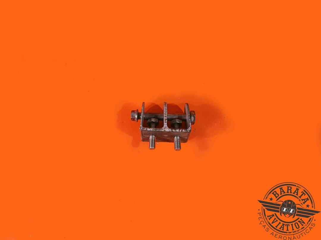 SEAT BELT ATTACH BRACKET ASSY    P/N:0414045-1