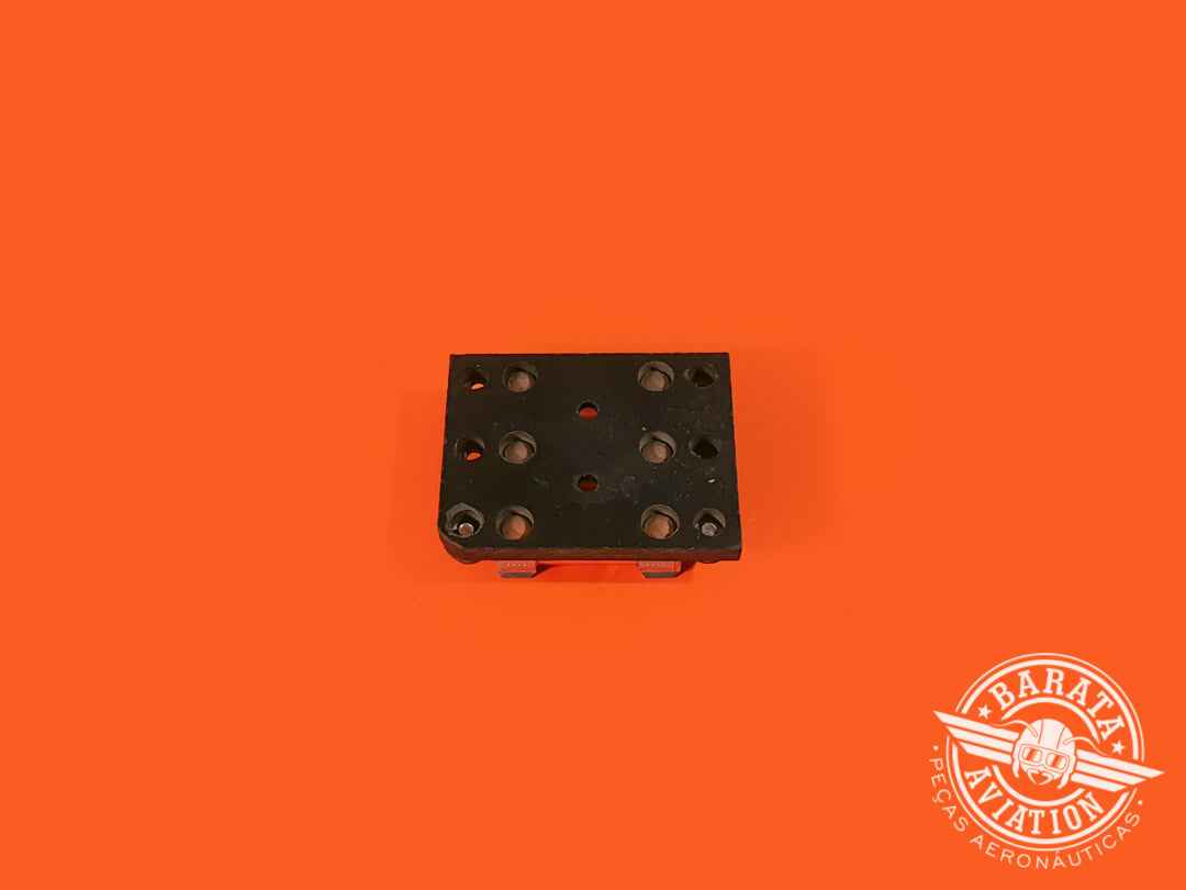 FUSE BLOCK HOLDER INCLUDED 3 FUSES P/N: 22-02167