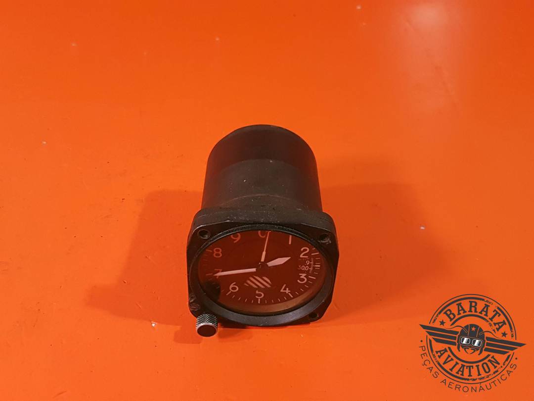 ALTIMETER (KOLLSMAN)  P/N: 671BU-010