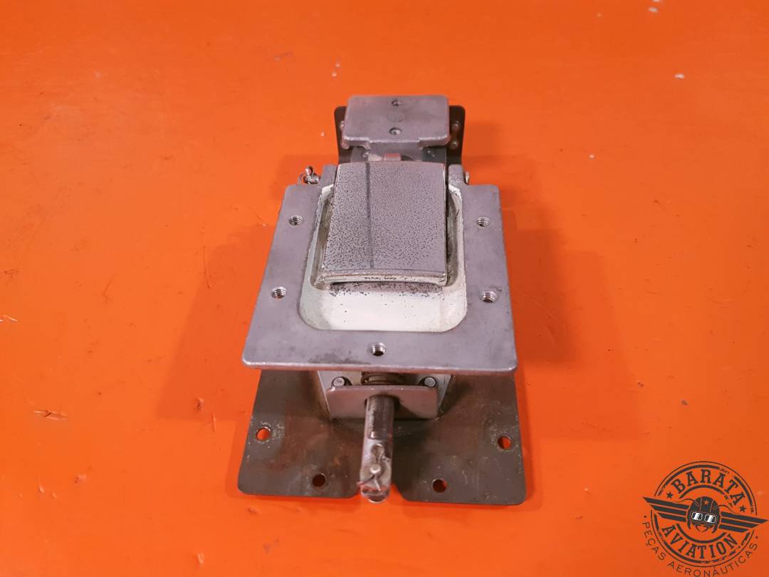 0517012-4 Conjunto de pestillo de puerta de cabina Cessna - R/H