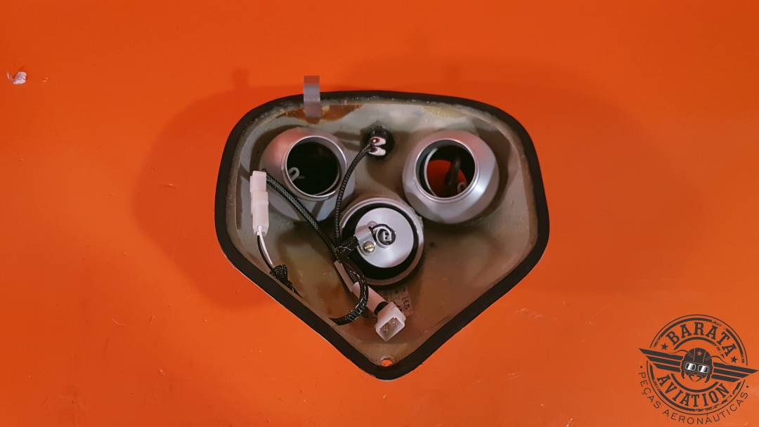 D44-2150-80-11-01 Huung - Overhead Passenger Panel