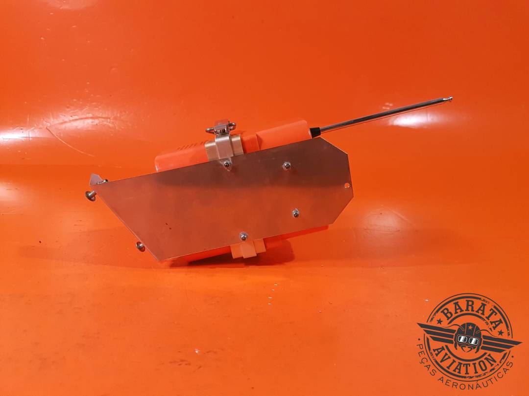 ELT AK-450 (AMERI-KING) CON BANDEJA Y ANTENA P/N: AK-450