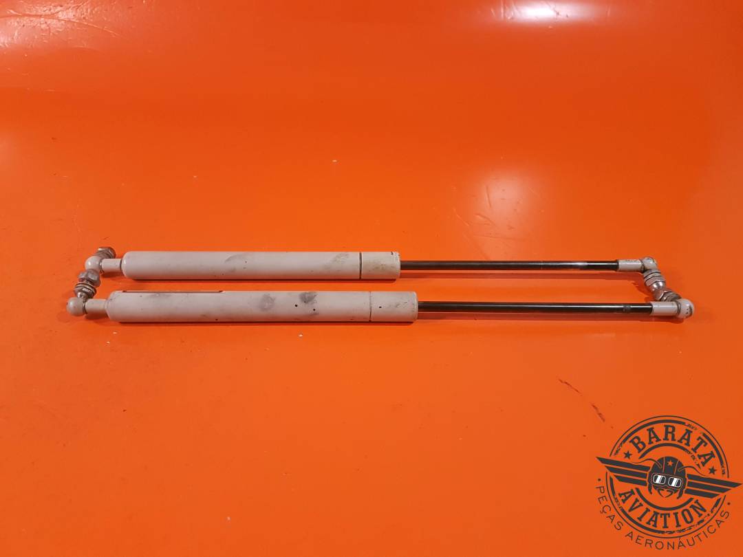 CONJUNTO DE PUERTA EXTENDIDAS (PIEZAS DE AERONAVE CESSNA) P/N1/: 5211369-8