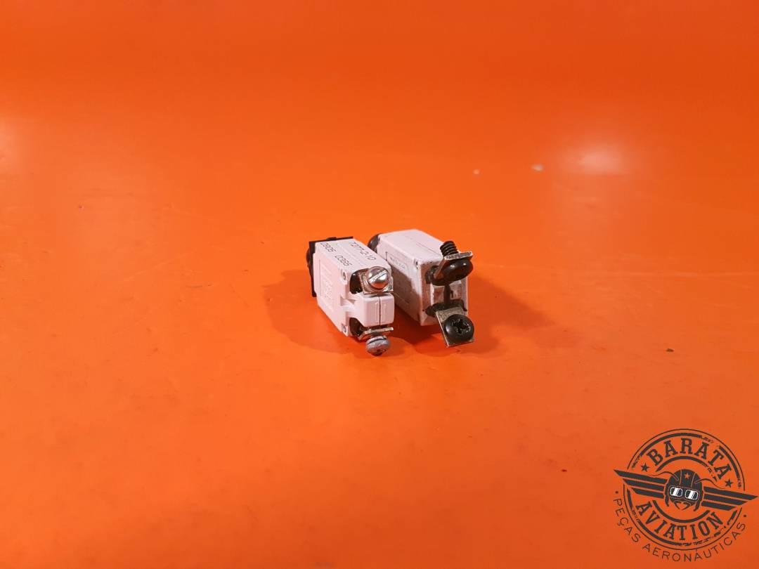 SET WITH 2 CIRCUIT BREAKERS 10 AMPS  P/N: 7277-2-10 