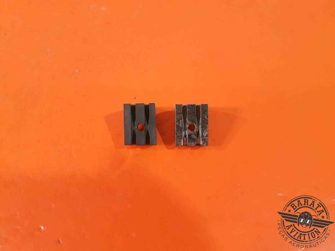 SET WITH 2 FAIRLEAD, ELEVATOR HINGE TRIM  P/N: 35-660033