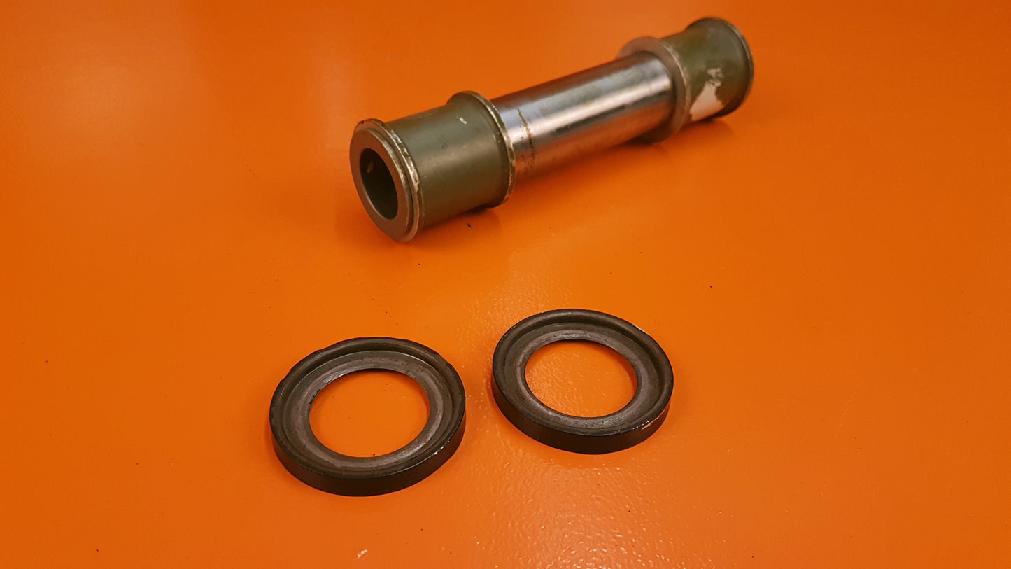 0842000-36 Tube Axle