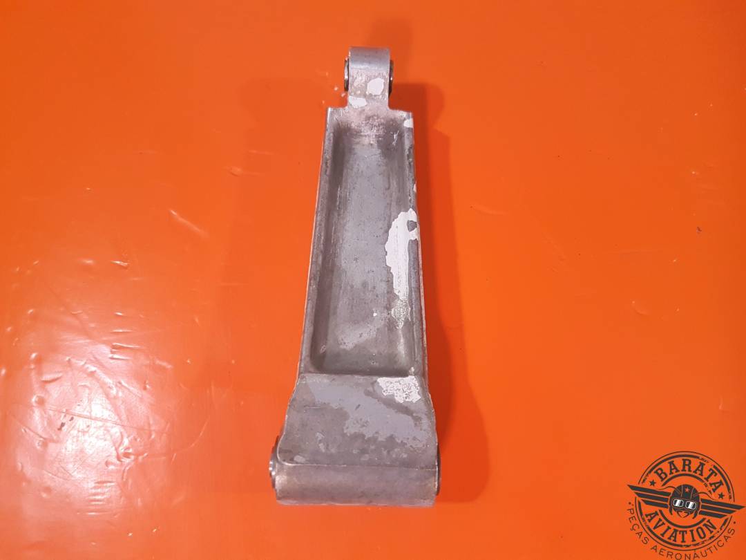 0543035-2 LINK ASSY TORQUE LOWER CESSNA 172/175