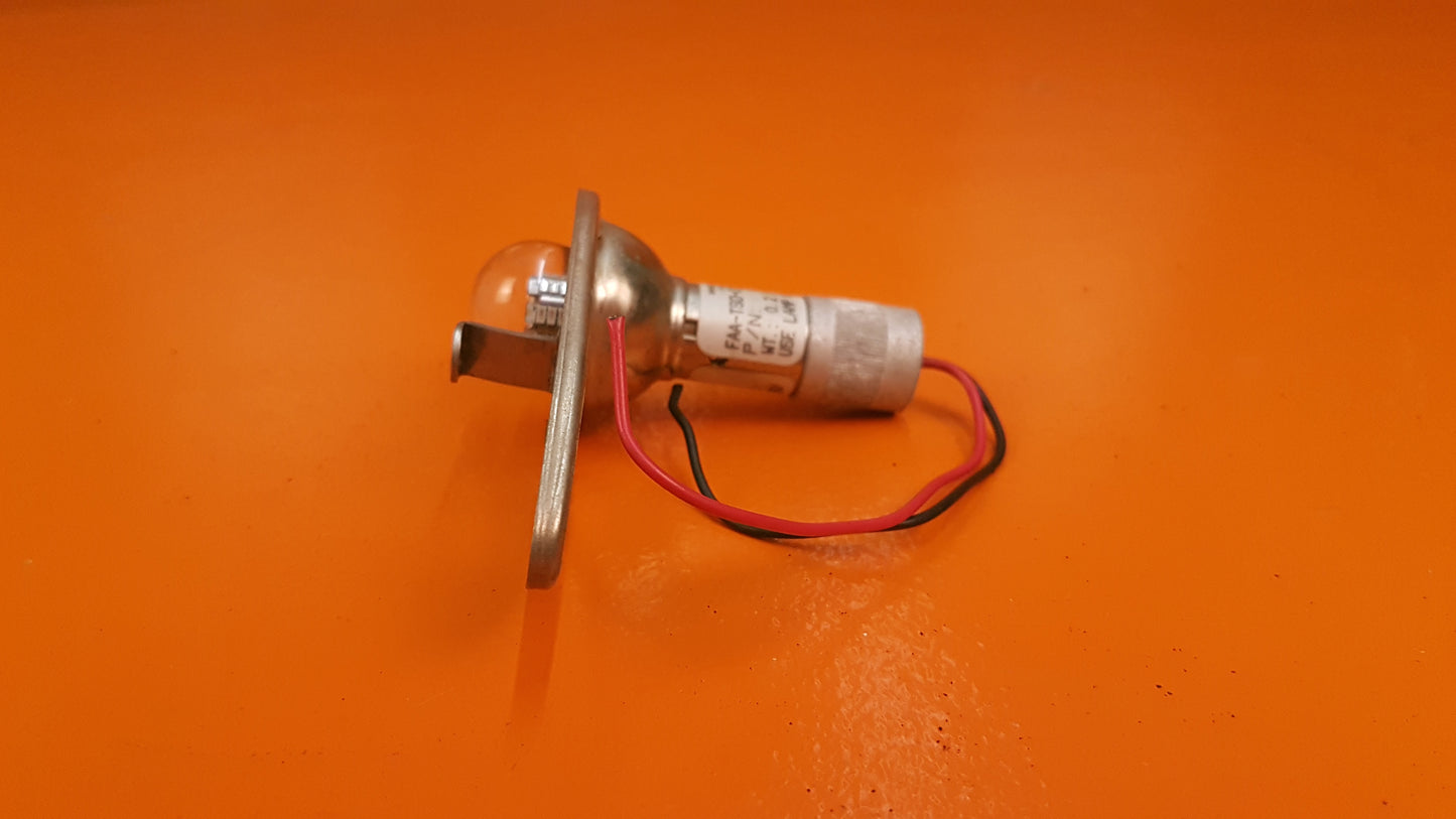 POSITION LIGHT ASSY RH WHELEN P/N: W-1285PG