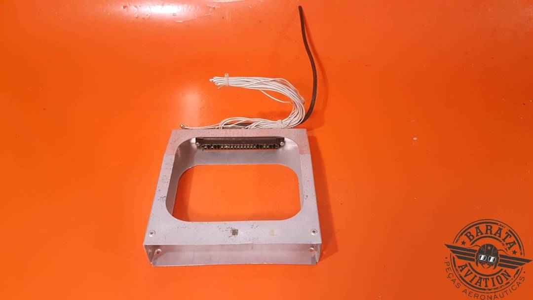 RACK INTERCOM BENDIX KING W/ CONNECTORS P/N: 066-1055-03R-10