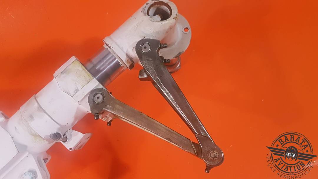 GEAR ASSY- L/H MAIN LANDING P/N: 95-810002-755