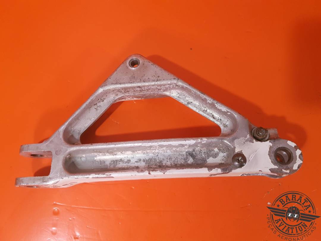 20766 LINK - MAIN GEAR SIDE BRACE UPPER