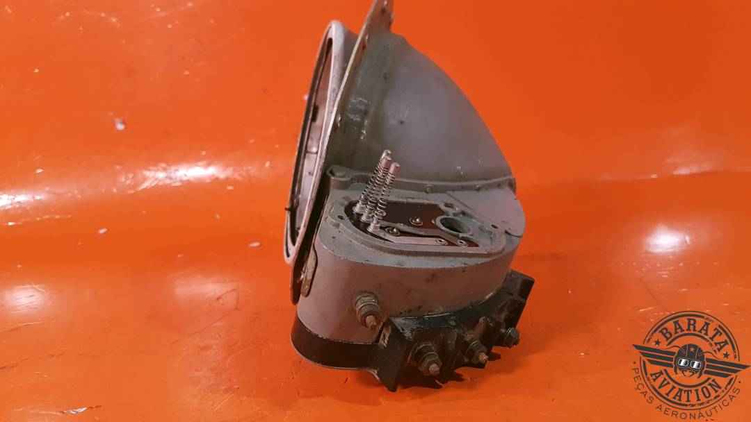 G-3600A-1 Grimes Retractable Landing Light Assembly - Inoperante - Apenas retirada de Peças