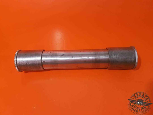 86062-88 PIPER AXLE ASSY  