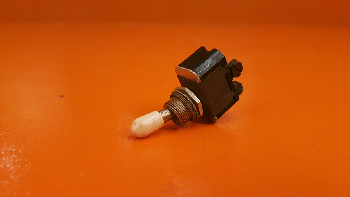 8801K13 Carling Toggle Switch