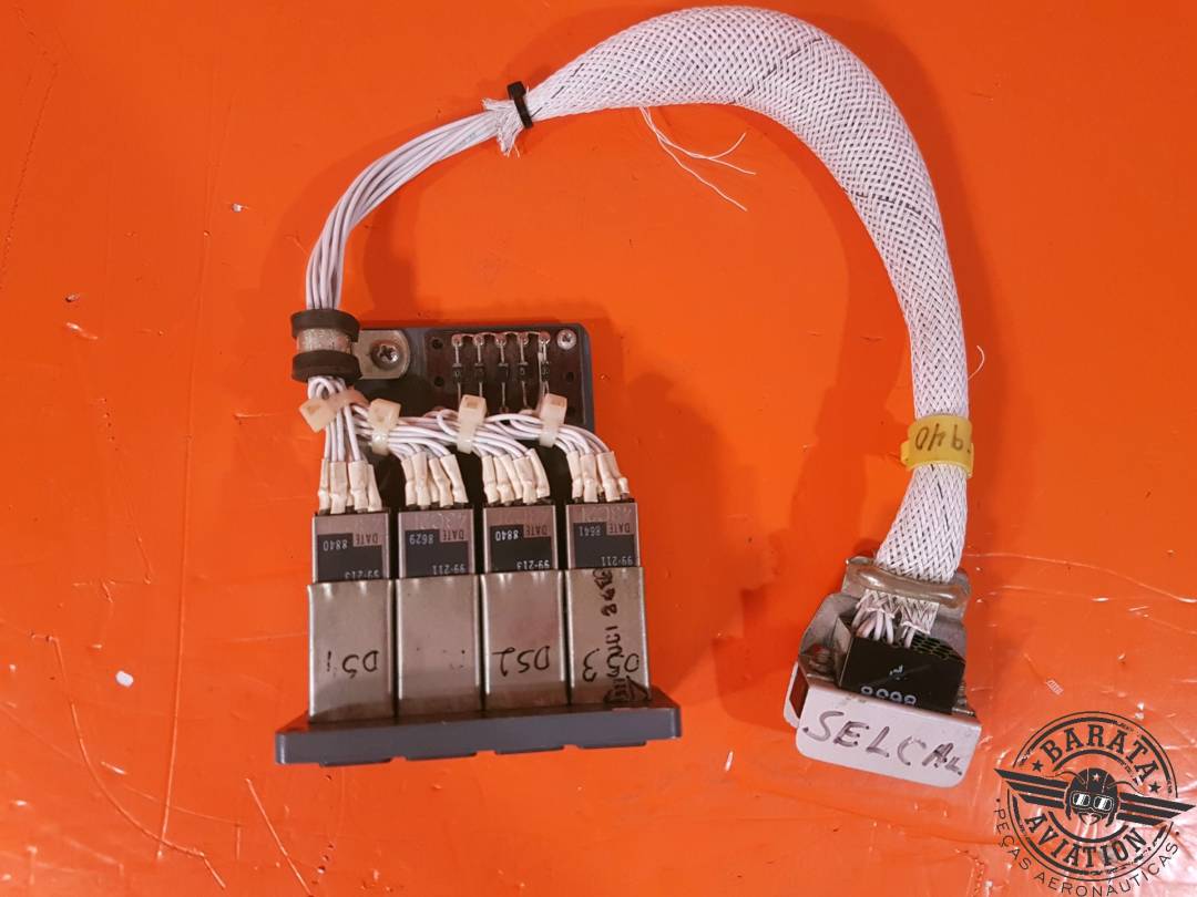 CONJUNTO DEL PANEL DE INTERRUPTORES DEL ANUNCIADOR N.° DE PUNTO: 5489328-4
