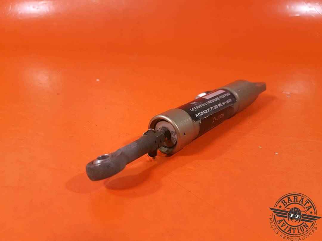 BOMBARDIER LANDING GEAR UPLOCK ACTUATOR  OPERATING PRESSURE 1500 PSIG P/N: 2417016-1