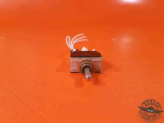 TOGGLE SWITCH   P/N:MS25201-4