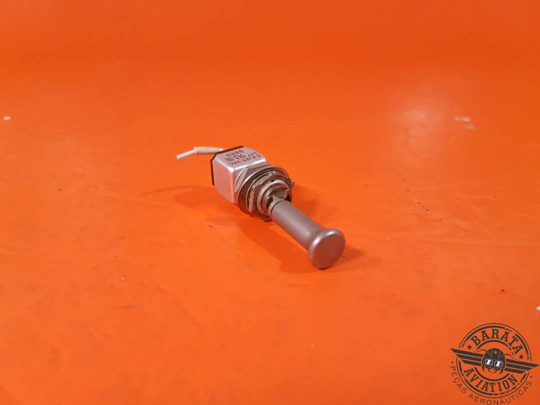 TOGGLE SWITCH ON-ON LOCKING LEVER P/N: MS27720-23-1D 