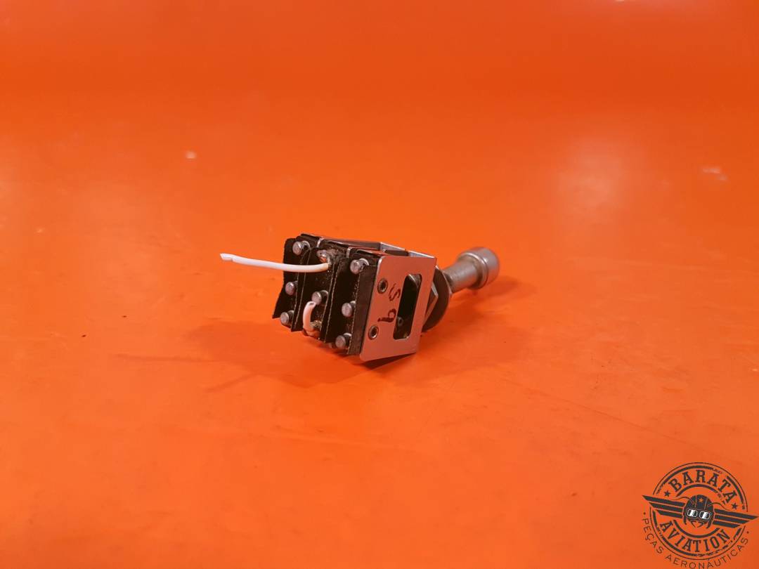 HONEYWELL TOGGLE SWITCH  P/N: 23AT2-G 
