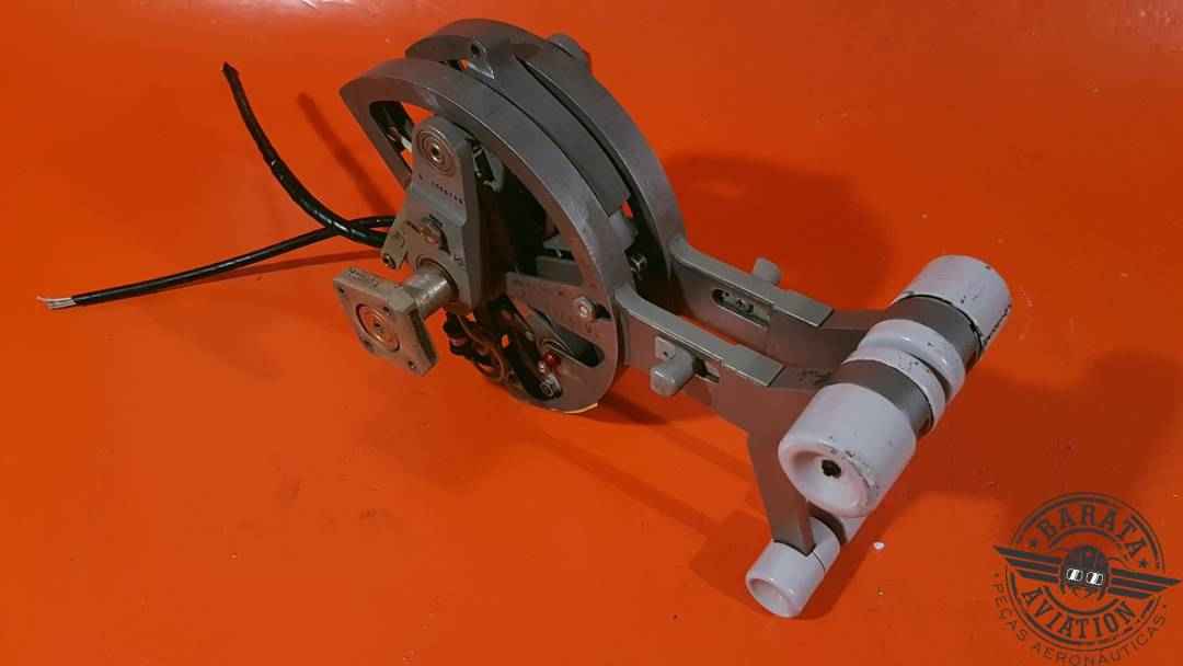 AIRCRAFT THROTTLE QUADRANT ASSEMBLY P/N 2615201-19