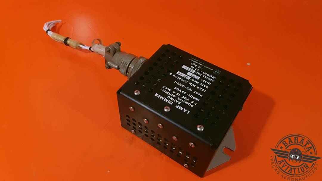 AVTECH/LEAR DIMMER LAMP INPUT:28 VDC  W/ CONNECTOR P/N: 6608096-5