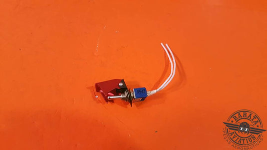 FUJISOKUTOGGLE MICRO SWITCH ON-ON / 6A125VAC P/N: 8A1011