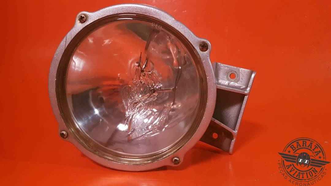 GRIMES L/H LANDING LIGHT ASSY  W/ BRACKET AND CONNECTOR P/N: D7585-4580