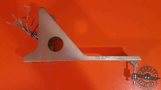 BARRY CONTROLS MOUNT TRAY ASSY  W/ BACK PALTE P/N: 13636-93921-1