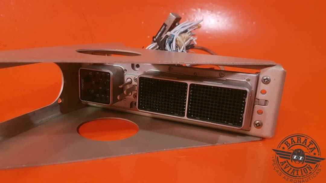 BARRY CONTROLS MOUNT TRAY ASSY  P/N: 13636-93921-1 