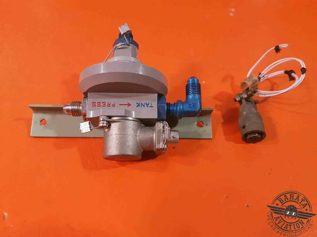 STERER PRESSURE REGULATOR SHUTOFF VALVE ASSY W/ SUPPORT AND CONNECTOR P/N 6608257-1