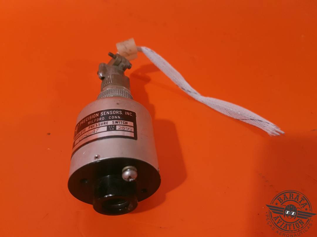 E45C-47 Precision Absolute Pressure Switch - w/ connector 