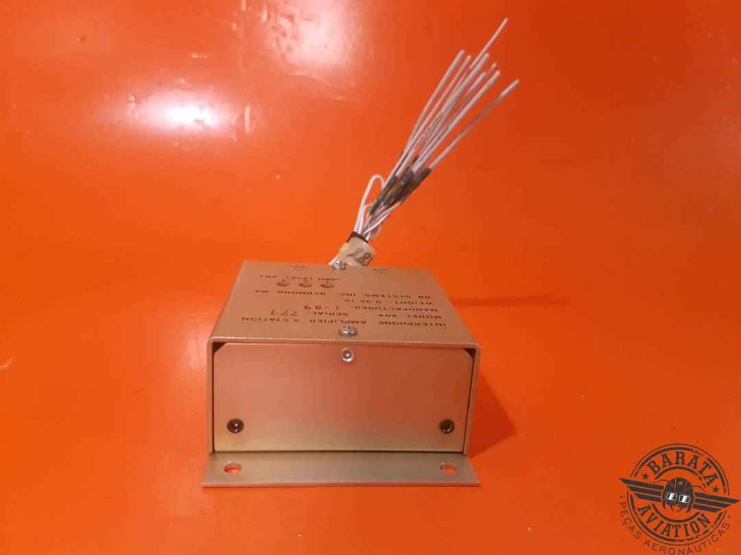 204 DB SYSTEMS MODEL 204  INTERPHONE AMPLIFIER - 3 STATIONS W/ CONNECTOR