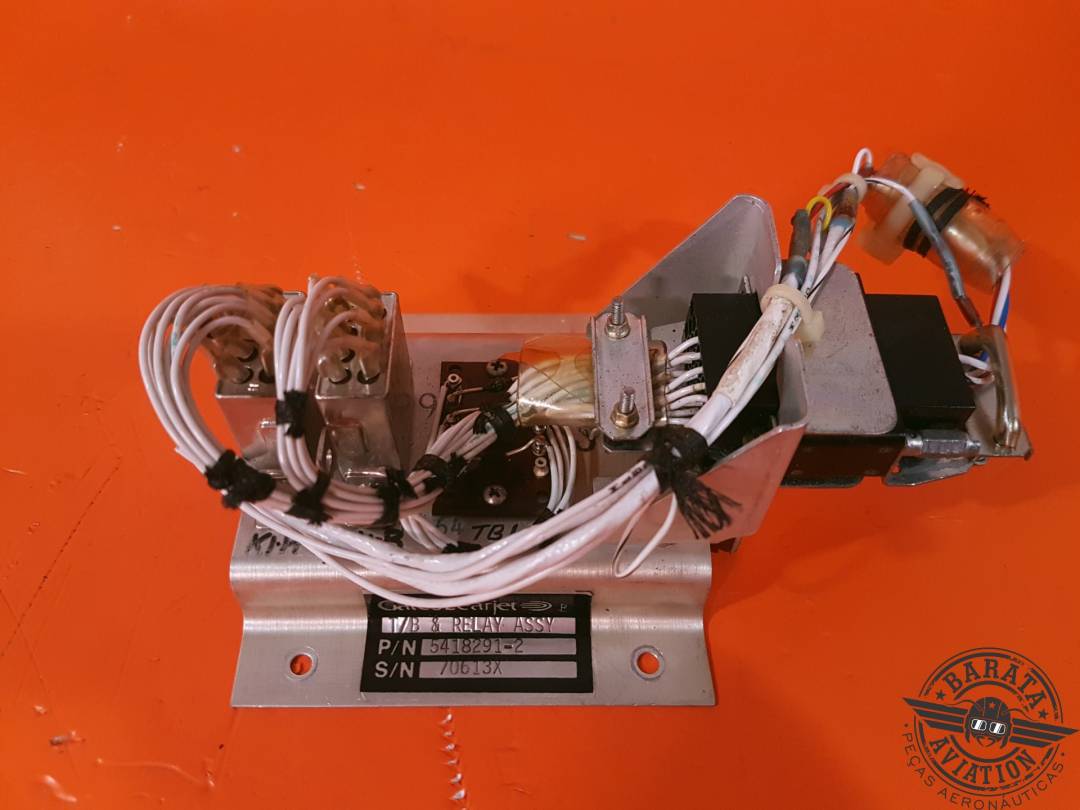 5418291-2 CONJUNTO DE RELÉ GATES LEARJET CON CONECTORES Y SOPORTE