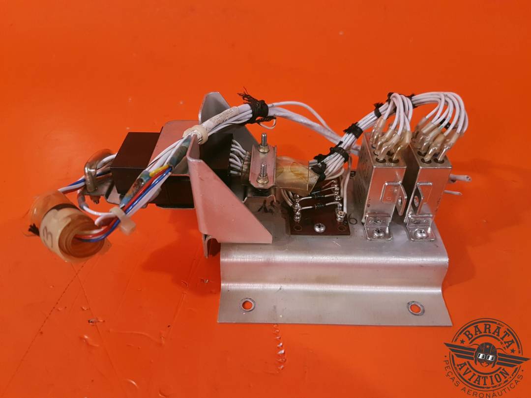 5418291-2 CONJUNTO DE RELÉ GATES LEARJET CON CONECTORES Y SOPORTE