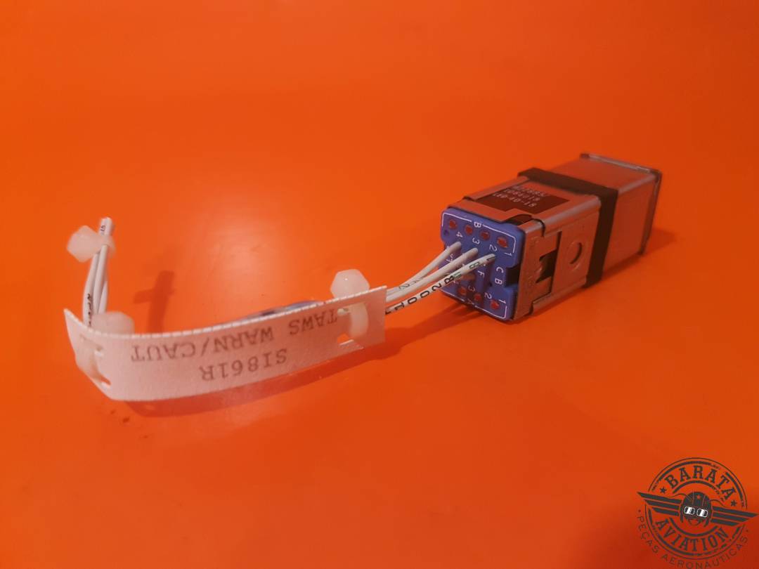 M22885-1084018 AEROSPACE ANNUNCIATOR LIGHT SWITCH 