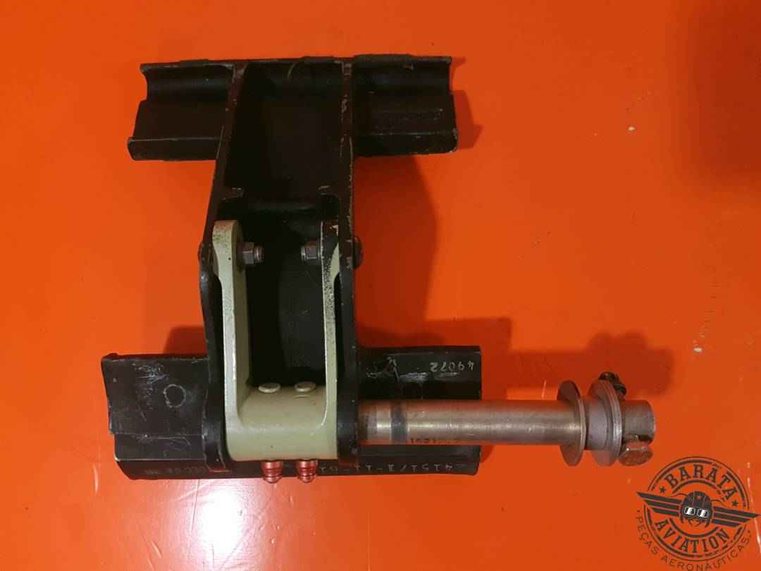2415171-11 BOMBARDIER/LEARJET PEDAL ASSY