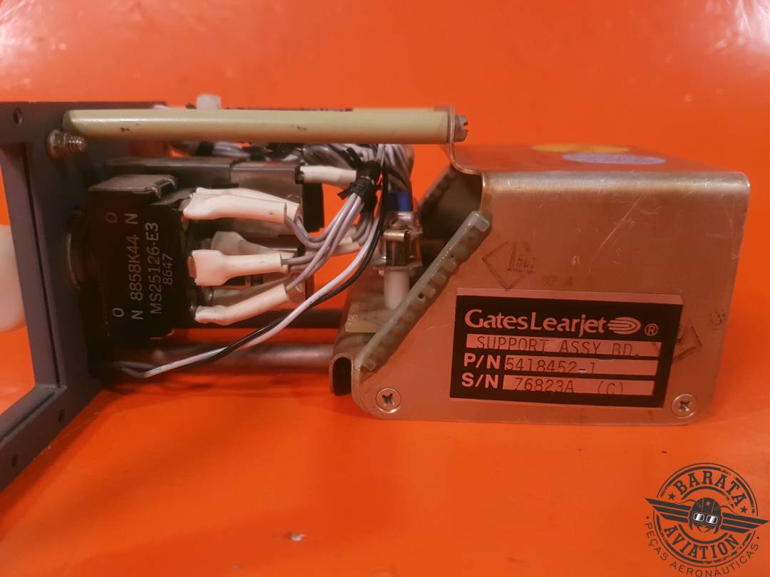 CONJUNTO DEL PANEL DEL TREN DE ATERRIZAJE N.° DE PARTE: 5418420