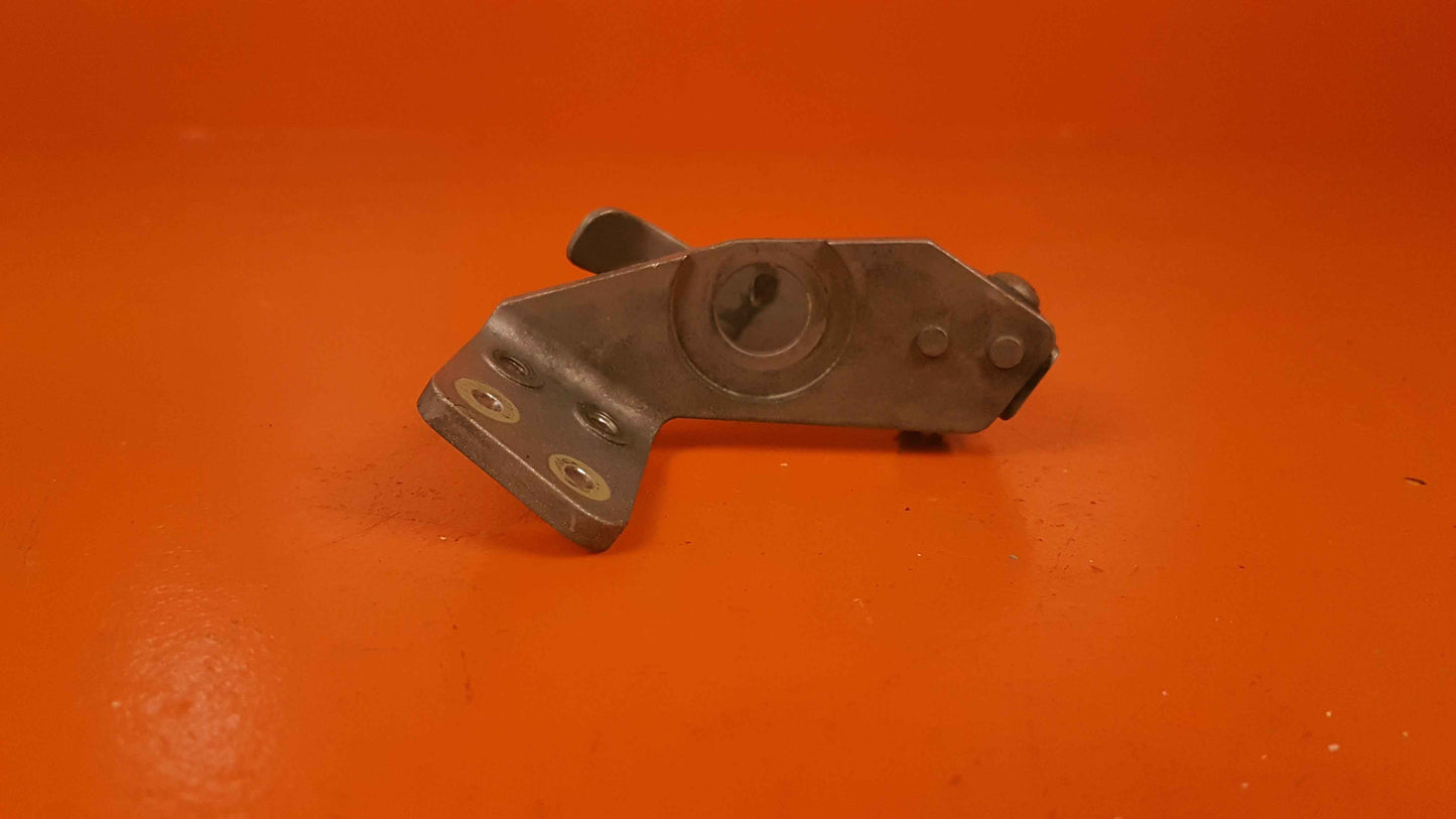 5422167-2 R/H Support Switch