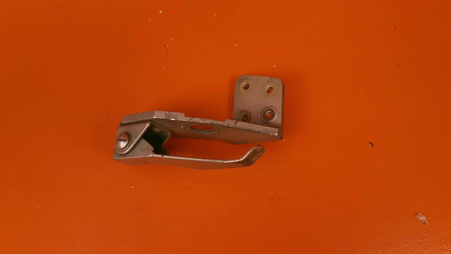 5422167-2 R/H Support Switch