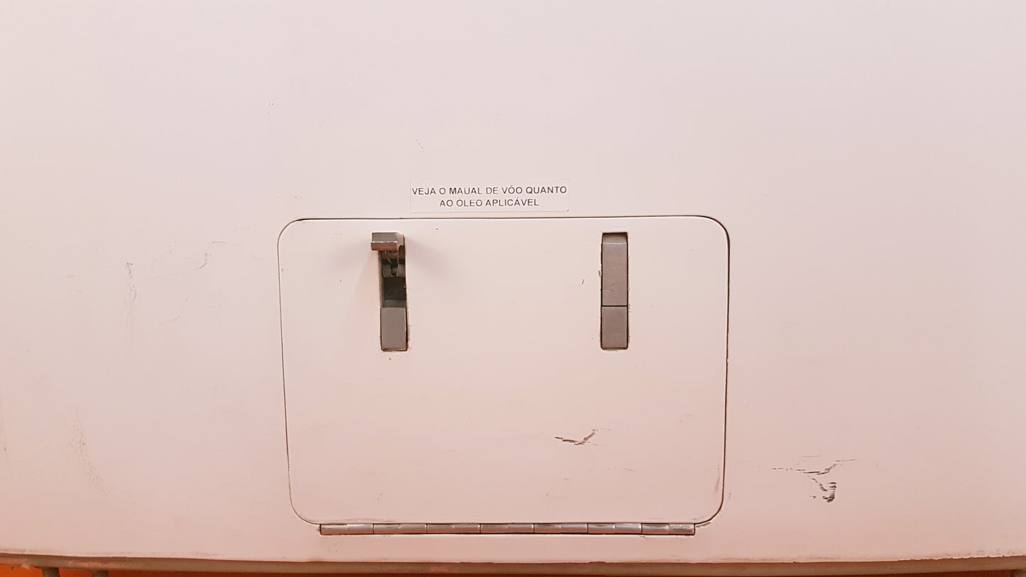 2652023-83 Bombardier LH Upper Cowl Door Assy
